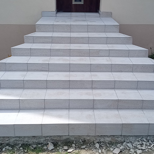 płytkowanie schodów układanie glazury płytkarz wadowice